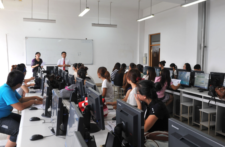  商务日语（国际教育班） 