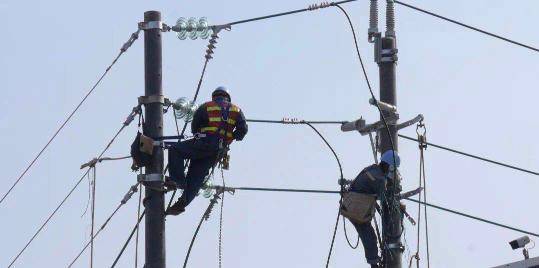  高压输配电线路施工运行 